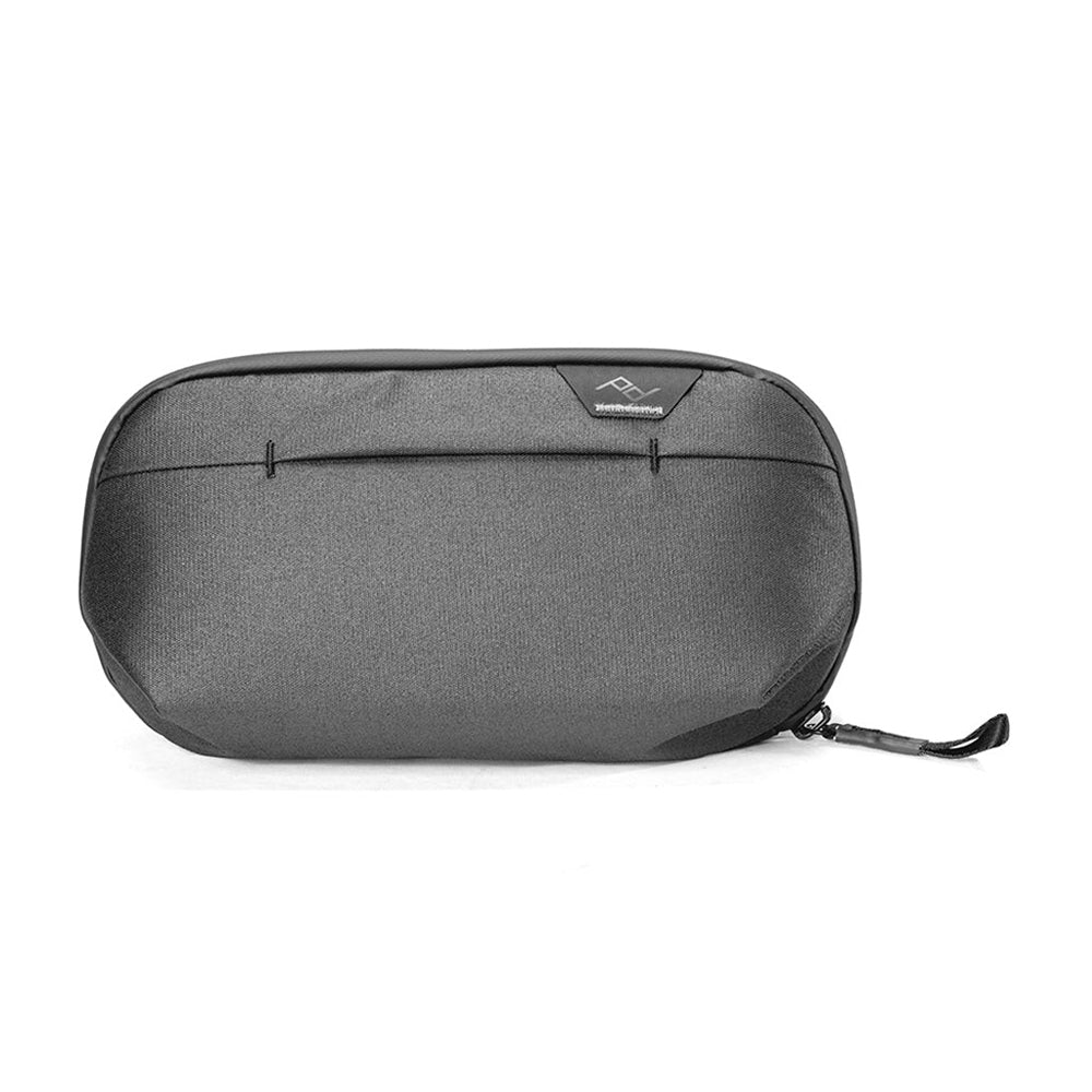 small-wash-pouch-black-1_320765e6-dcac-4514-9805-8bc58a4c0c0f.jpg